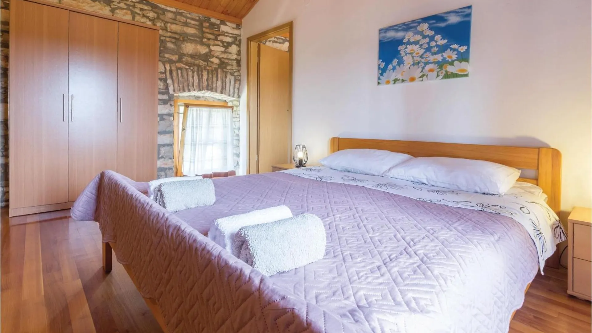 2 Bedroom Gorgeous Home In בוג'ה בית נופש
